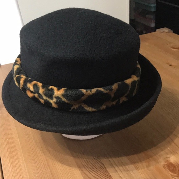 Wool Black Leopard Print Hat early 90’s - Picture 5 of 8